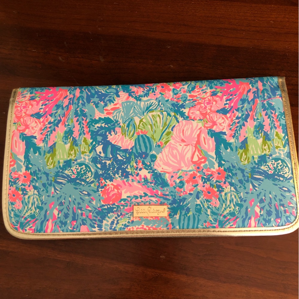 Lily Pulitzer travel organizer
